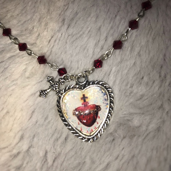 Flaming heart necklace with a cross charm - Picture 12 of 12